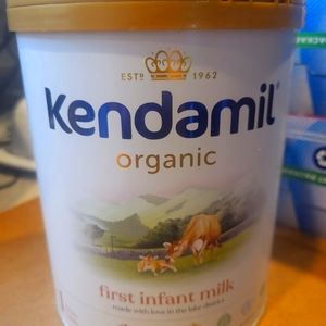 Kendamil Organic First Infant Milk  800G/28.2 oz Exp 6/2024
